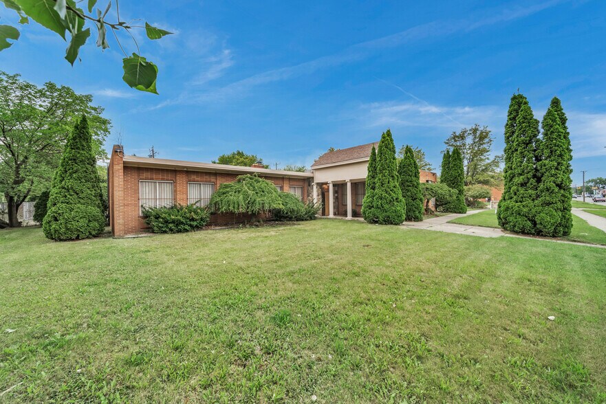 More Photos Of 19711 Greenfield Rd, Detroit Religious Facility For Sale