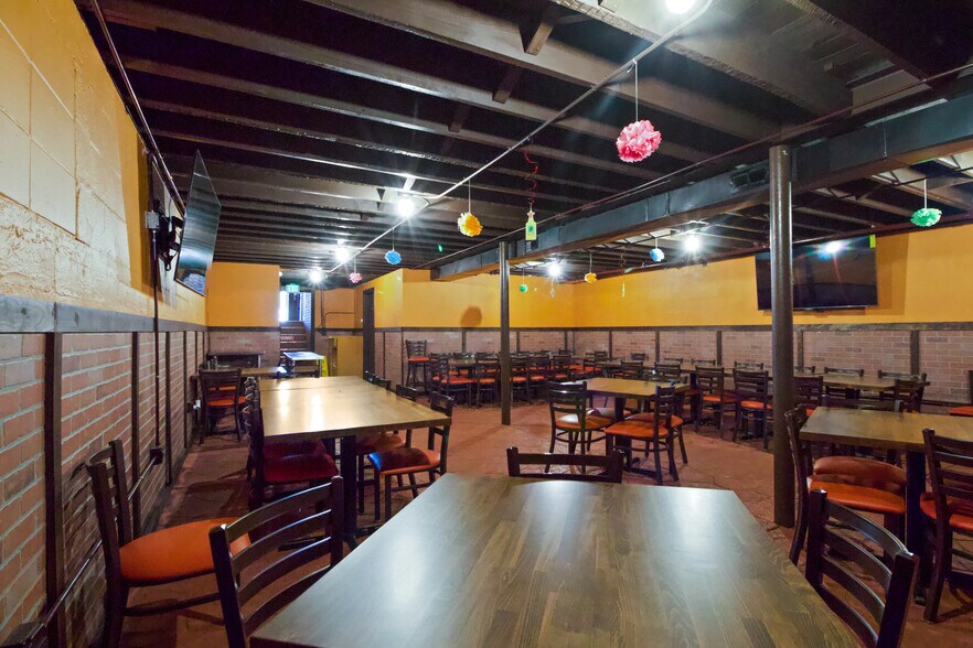 More Photos Of 3634 Central Ave, Lake Station Fast Food For Sale