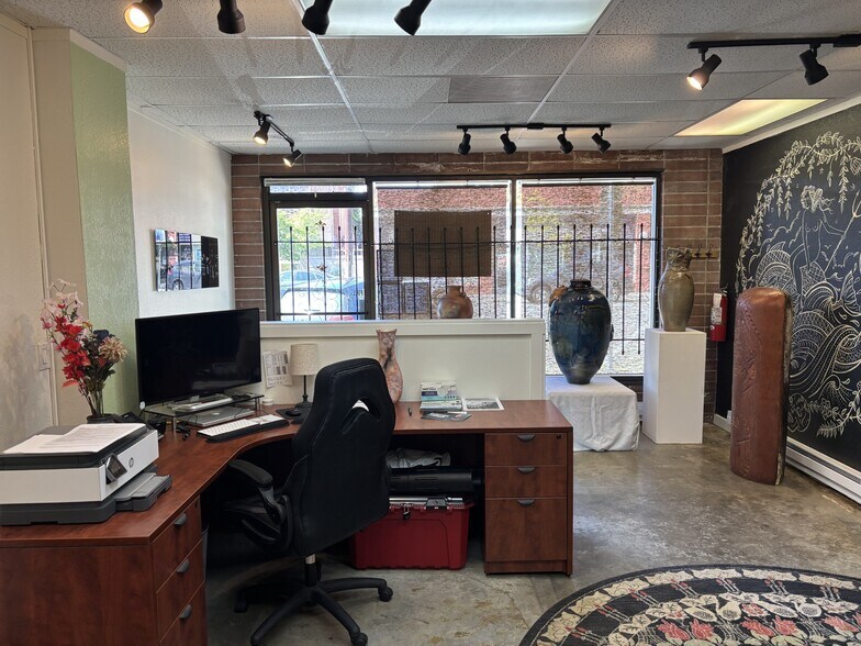 More Photos Of 5222 University Way NE, Seattle Apartments For Lease