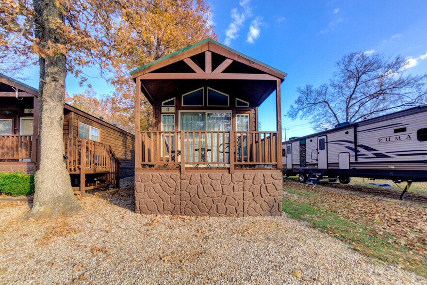 More Photos Of 446724 E 390 Rd, Langley Hotel For Sale