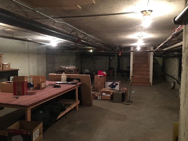 More Photos Of 83-85 Washington St, Norwalk Office For Sale