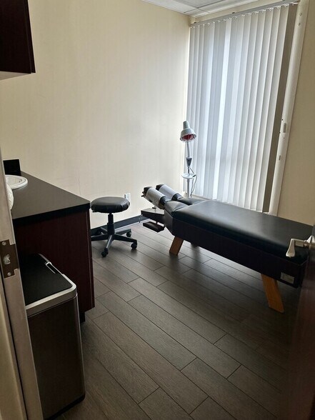 More Photos Of 4902 Irvine Center Dr, Irvine Medical For Lease