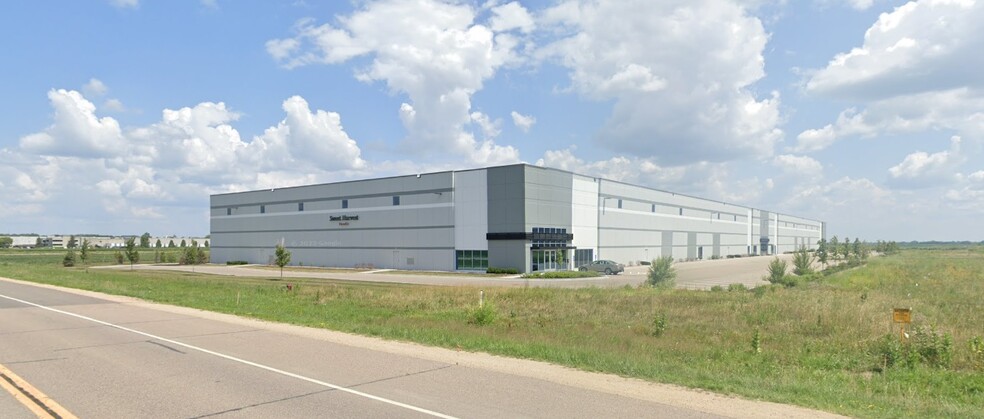 Primary Photo Of 22160 Cedar Ave, Lakeville Distribution For Lease