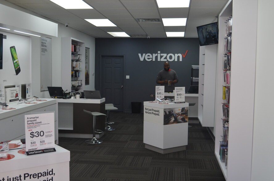 More Photos Of 5701-5707 Germantown Ave, Philadelphia Storefront For Sale