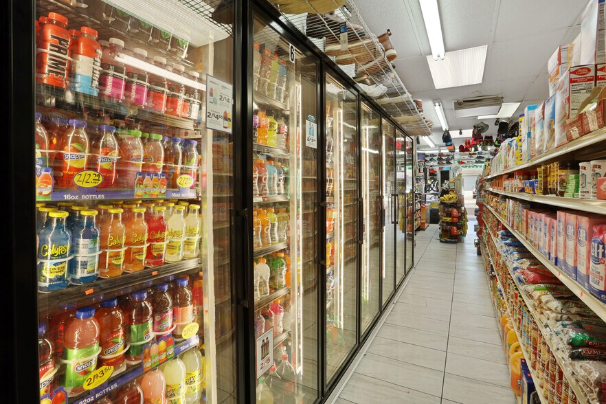 More Photos Of 338-340 N California St, Stockton Storefront For Lease