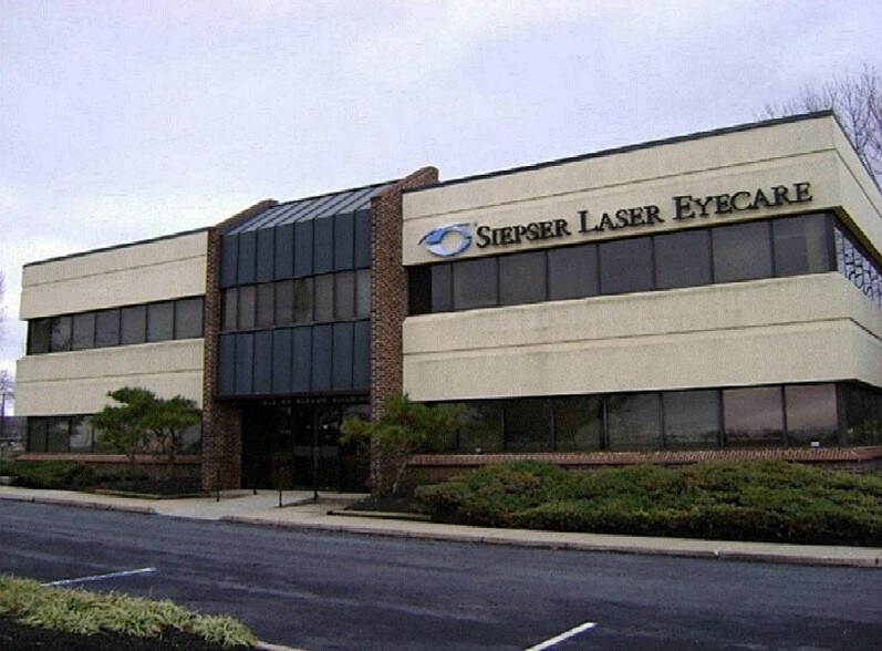 More Photos Of 860 E Swedesford Rd, Wayne Medical For Sale