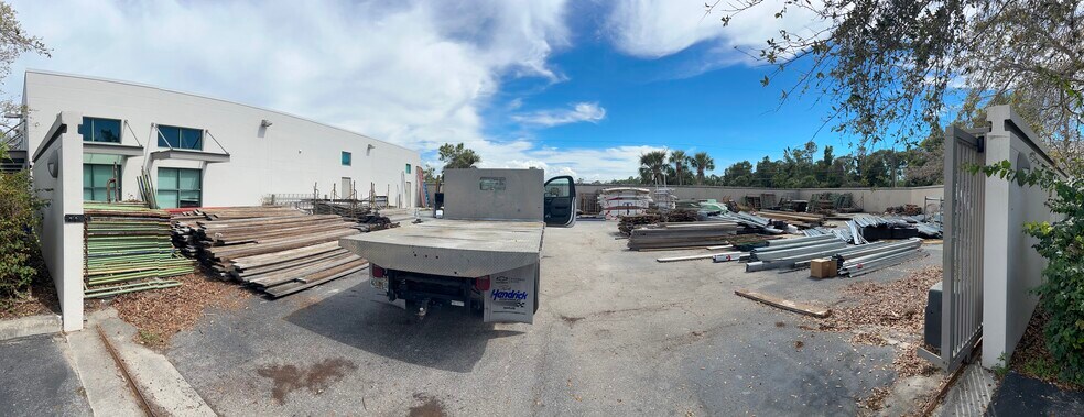 More Photos Of 9230 Brookwood Ct, Bonita Springs Light Manufacturing For Lease