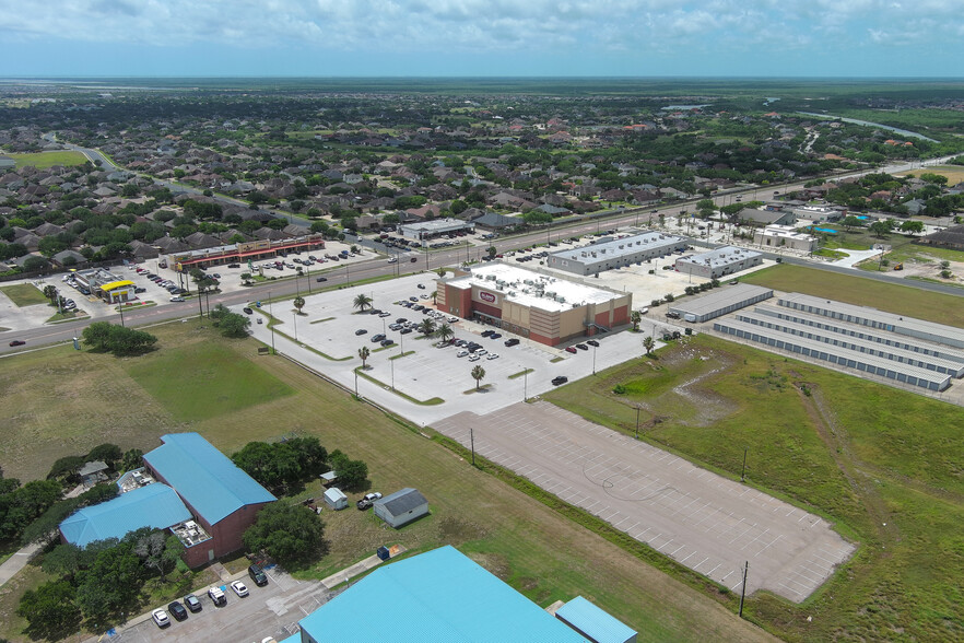 More Photos Of 7601 S Staples St, Corpus Christi Theater Concert Hall For Sale