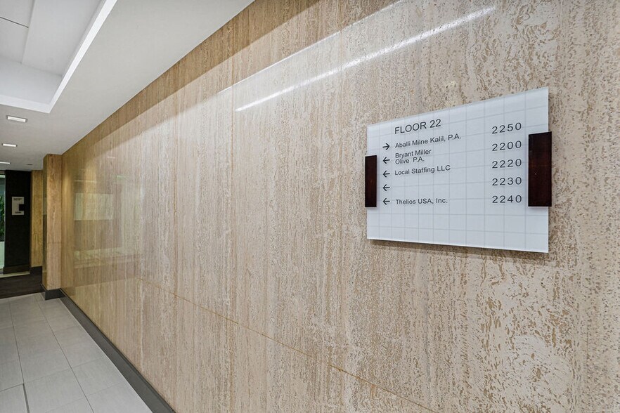 More Photos Of 1 SE 3rd Ave, Miami Office For Lease