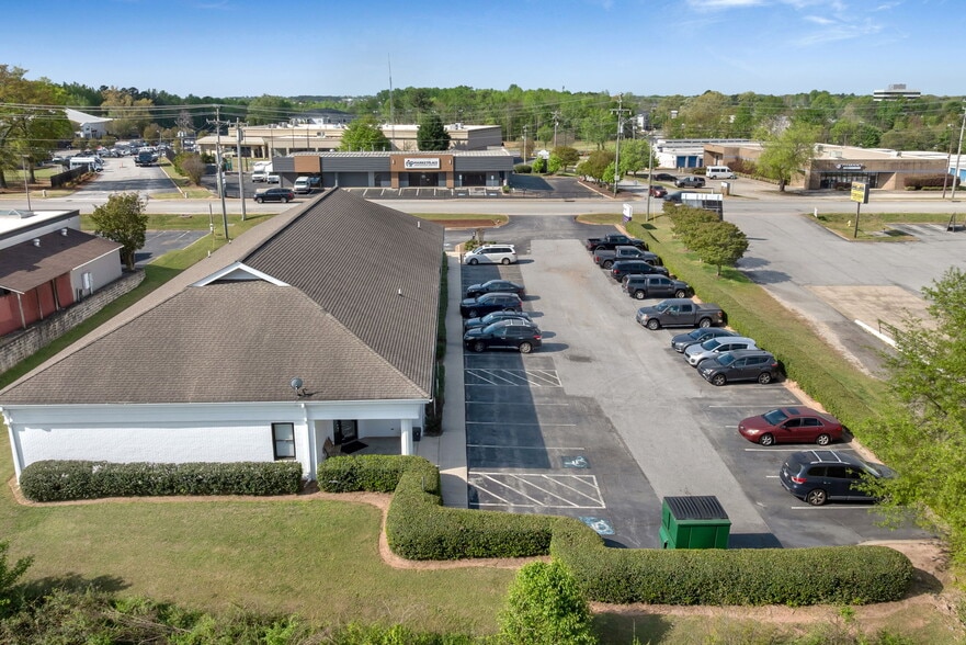 More Photos Of 701 Congaree Rd, Greenville Medical For Lease