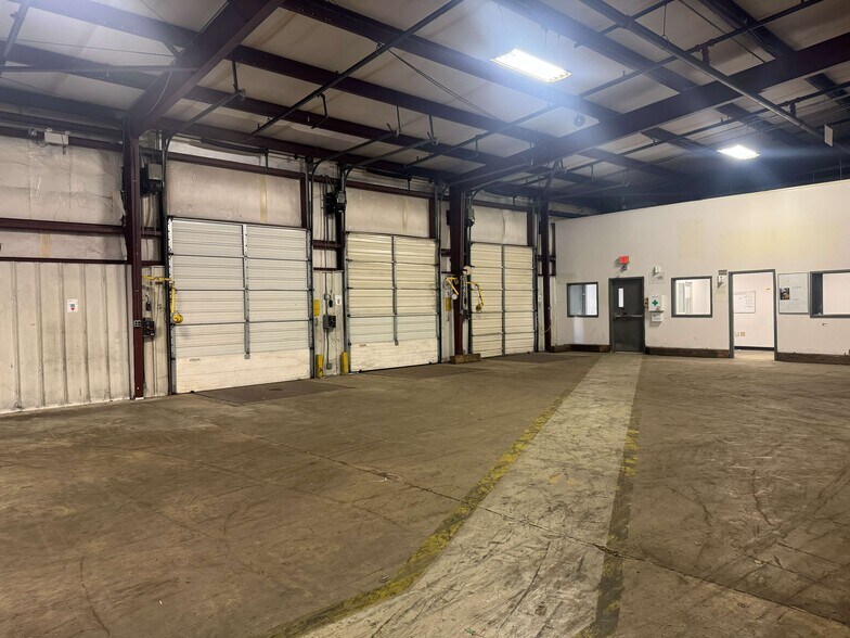 More Photos Of 1137 Progress Rd, Suffolk Manufacturing For Lease