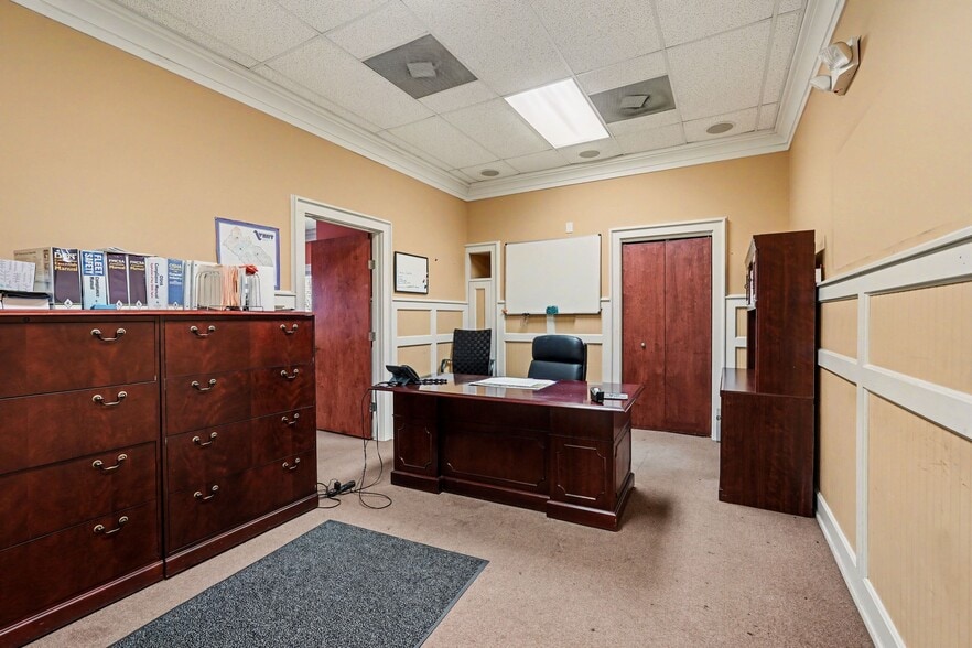 More Photos Of 11084 Dennis W Kerns Pky, King George Warehouse For Sale