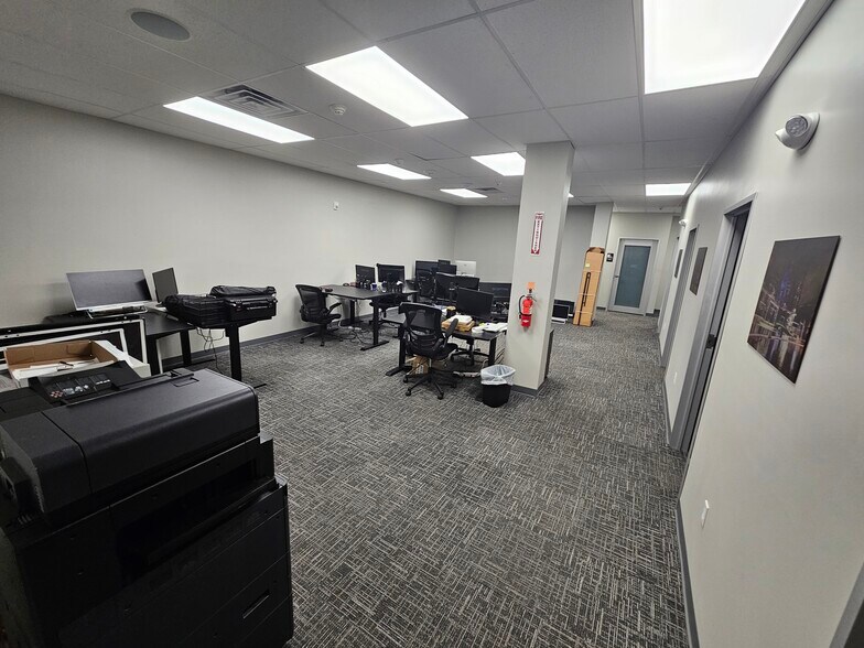 More Photos Of 456 Union Blvd, Allentown Light Manufacturing For Sale