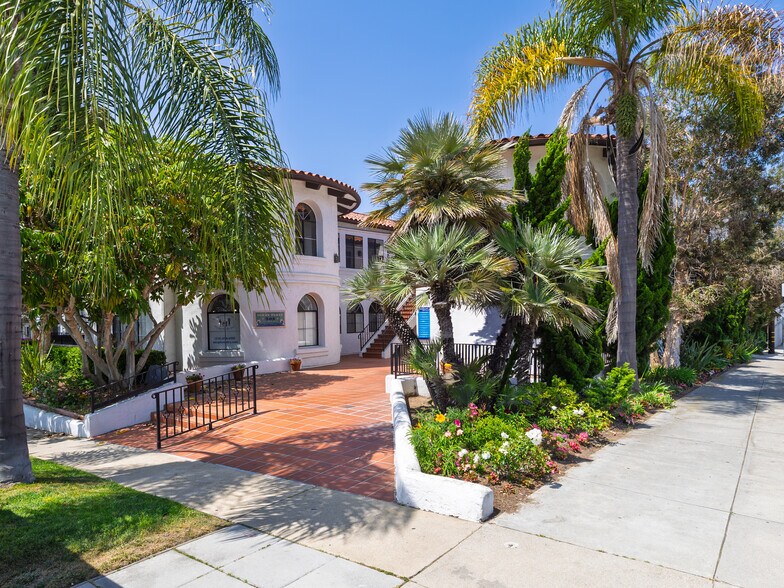 More Photos Of 302 W Grand Ave, El Segundo Office For Lease