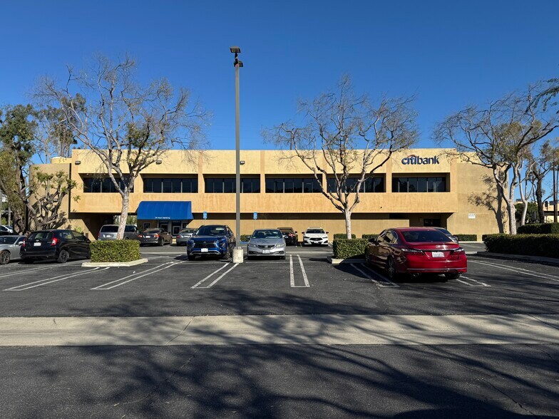 More Photos Of 2700-2750 Pacific Coast Hwy, Torrance Unknown For Lease