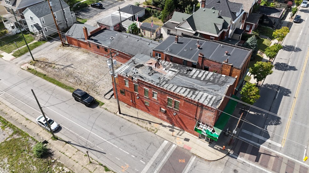 More Photos Of 1029 E Livingston Ave, Columbus Storefront Retail Residential For Sale