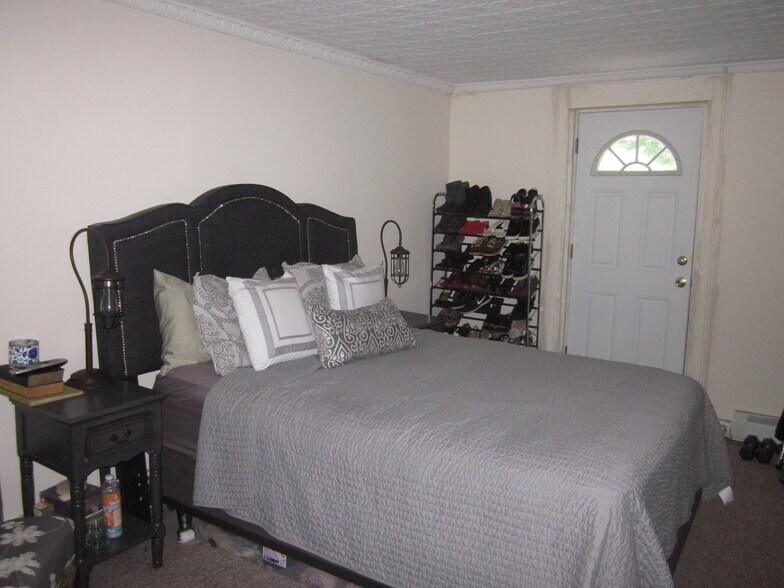 More Photos Of 360 Western Hwy, Tappan Apartments For Sale
