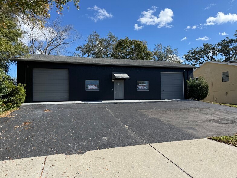 Primary Photo Of 8132 Cormel St, Port Richey Industrial For Lease