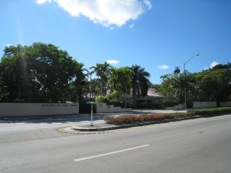 More Photos Of 7385 SW 87th Ave, Miami Office For Lease