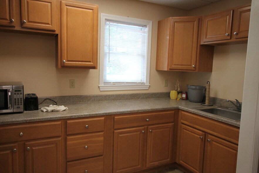 More Photos Of 300 W Main St, Northborough Unknown For Sale