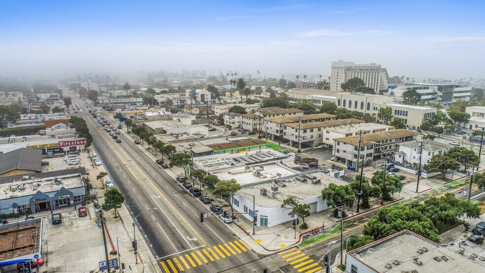More Photos Of 1804 Lincoln Blvd, Santa Monica Storefront For Lease