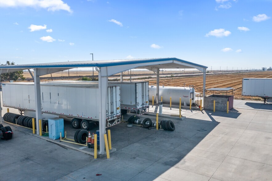 More Photos Of 1475 County Road 99W, Willows Truck Terminal For Lease