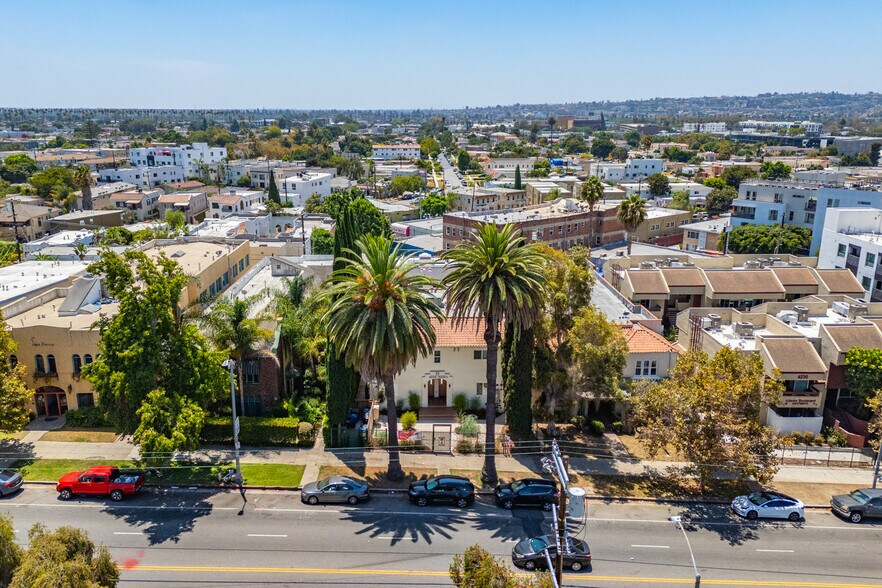 More Photos Of 4220 W Adams Blvd, Los Angeles Apartments For Sale
