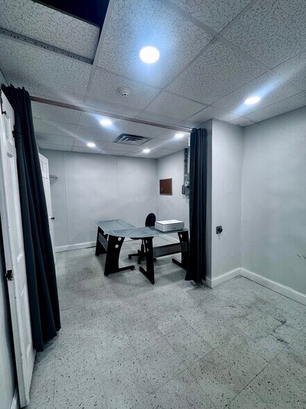 More Photos Of 270 Seabury St, Fall River Storefront For Sale