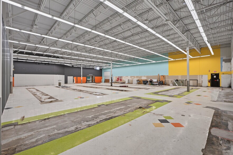 More Photos Of 17158 County Highway J, Chippewa Falls Supermarket For Lease