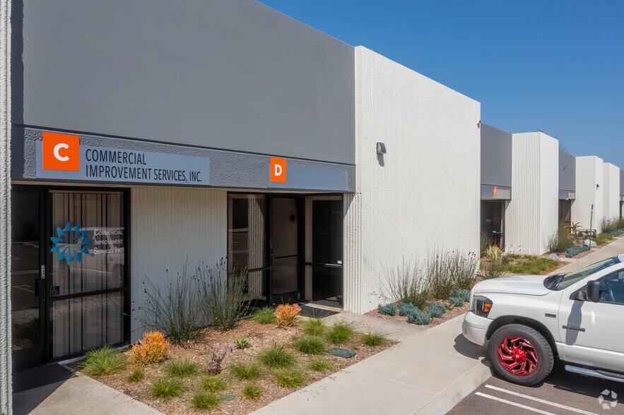 More Photos Of 500 S Andreasen Dr, Escondido Unknown For Lease