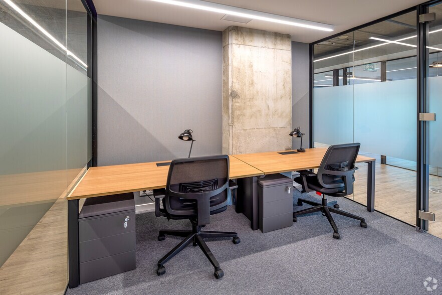 More Photos Of 99-101 Passeig de Joan de Borbó Comte de Barcelona, Barcelona Coworking Space