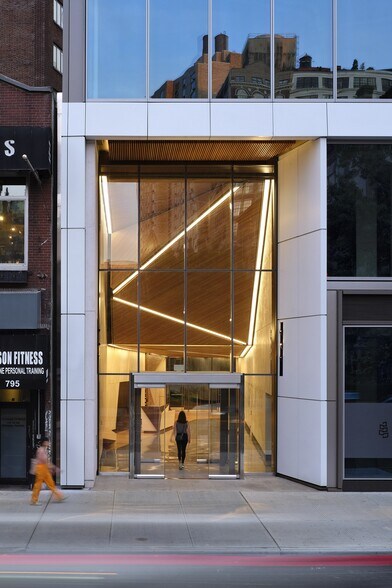 More Photos Of 799 Broadway, New York Office For Lease