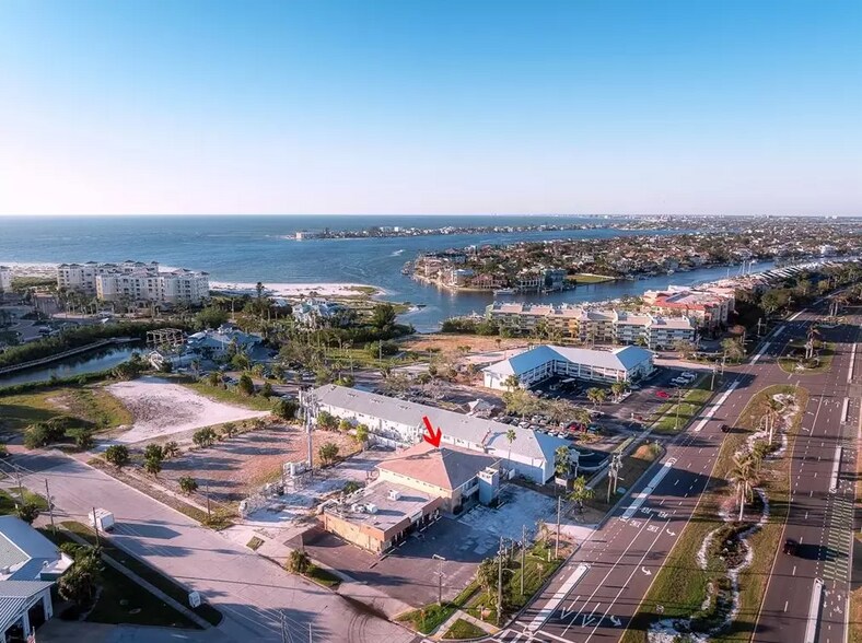 Primary Photo Of 1130 S Pinellas Bayway, Tierra Verde Freestanding For Sale