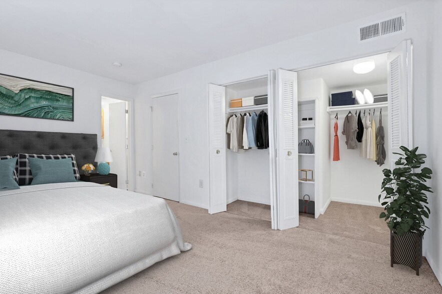 More Photos Of 6441 Livingston Rd, Oxon Hill Apartments For Sale
