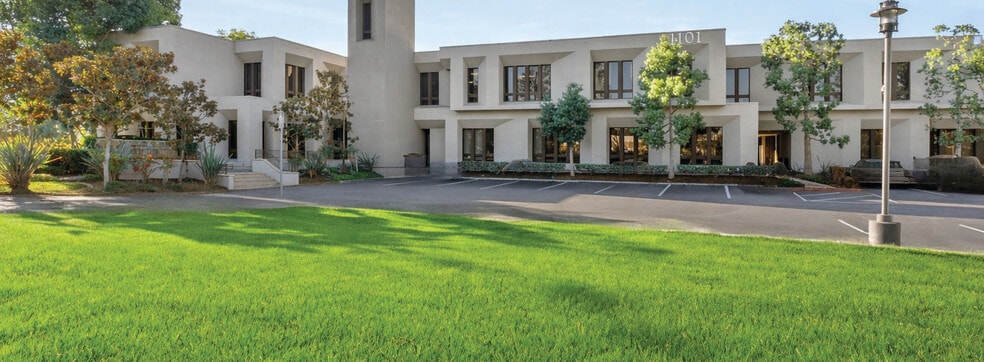 More Photos Of 1101 Dove St, Newport Beach Office For Sale