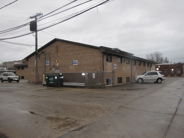 More Photos Of 6420 N California Ave, Chicago Coworking Space