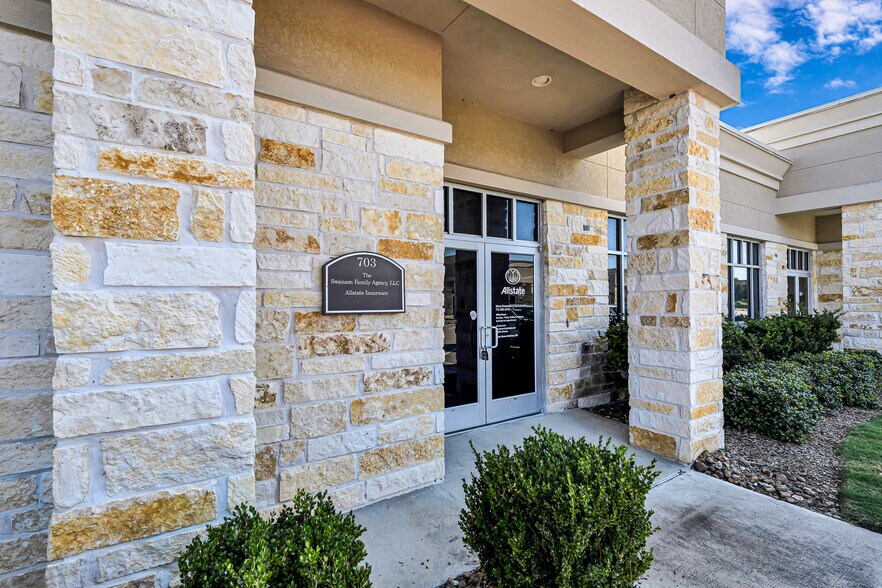 More Photos Of 1526 Katy Gap Rd, Katy Office For Sale