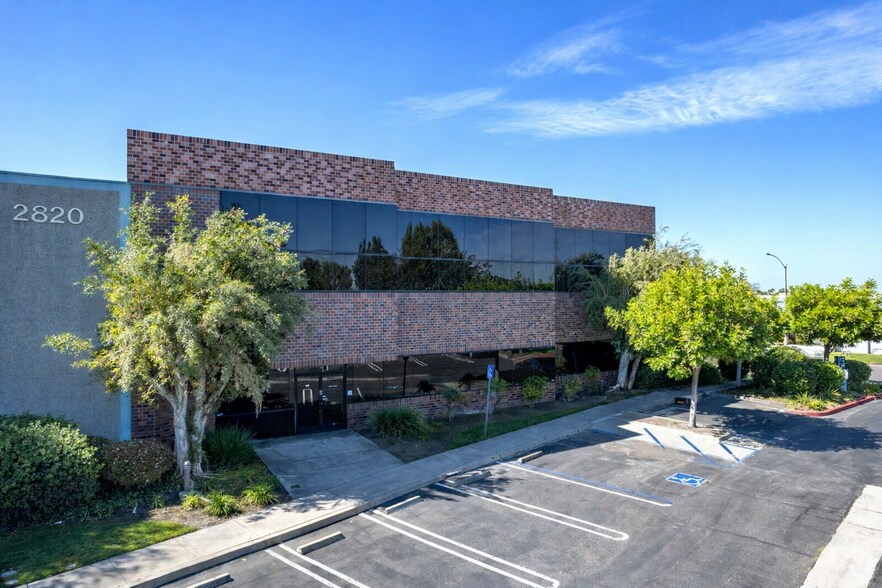 Primary Photo Of 2820-2834 La Mirada Dr, Vista Manufacturing For Lease