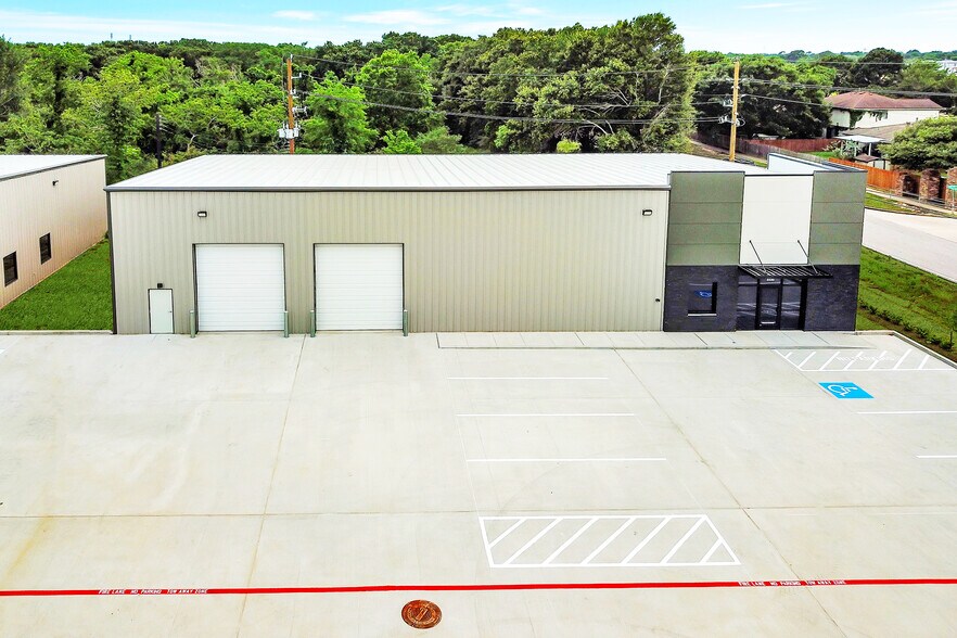 Primary Photo Of 2220 Katy Hockley Cut Off Rd, Katy Warehouse For Lease