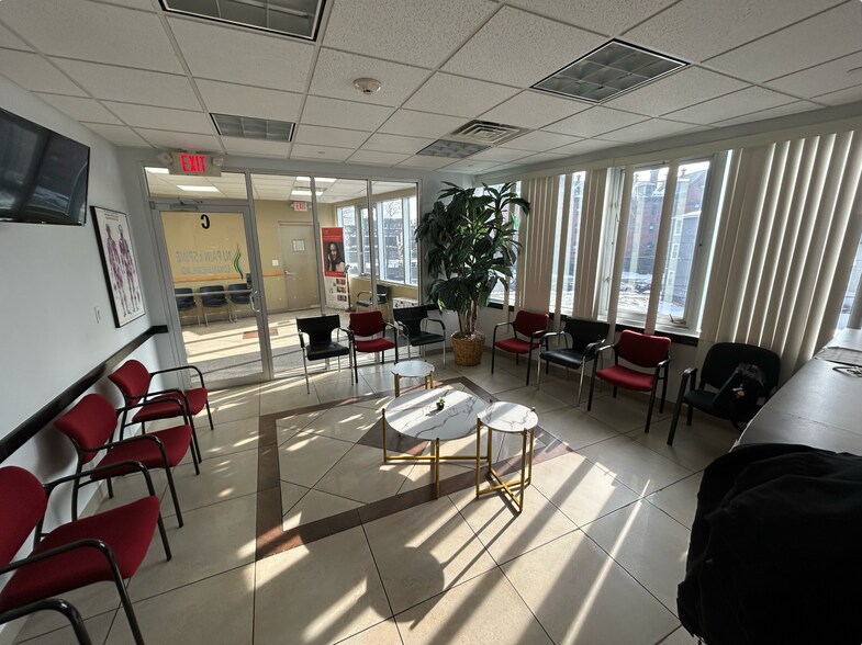 More Photos Of 433 Sussex St, Paterson Storefront Retail Residential For Lease