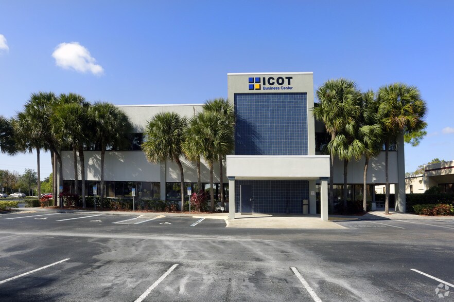 More Photos Of 14100 58th St N, Clearwater Medical For Lease