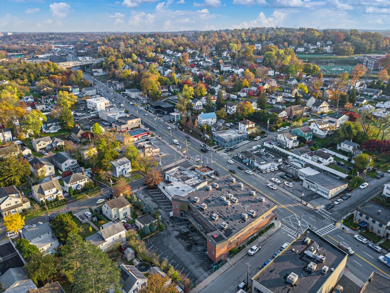 More Photos Of 81-83 E Main St, Elmsford Storefront Retail Office For Lease