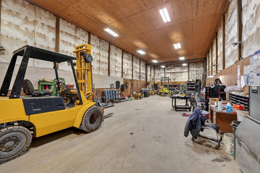 More Photos Of 2668 Huntsville Hwy, Fayetteville General Retail For Sale