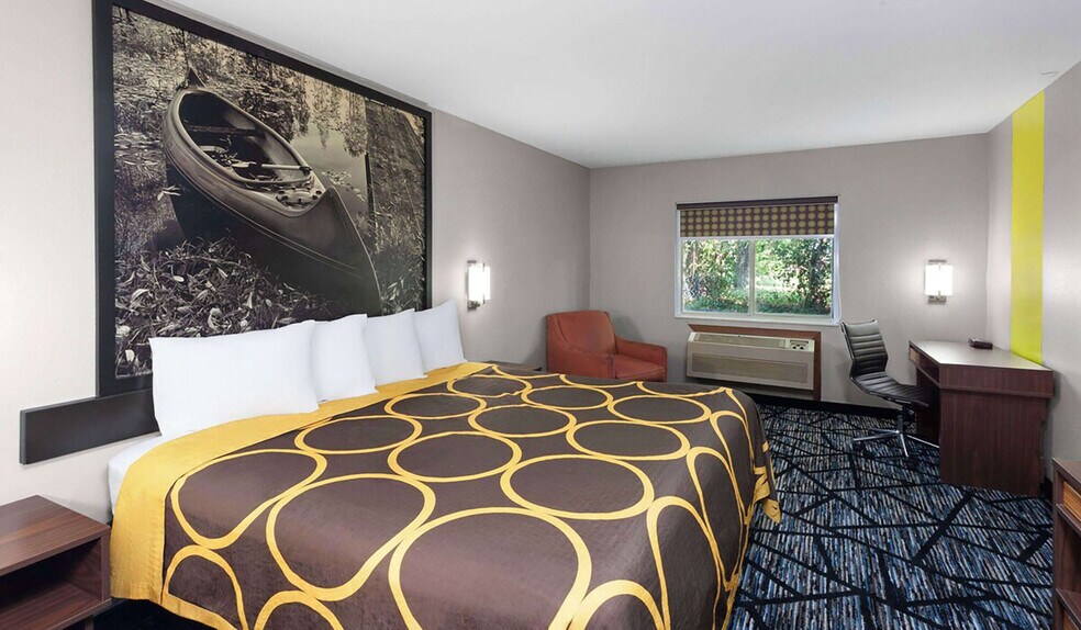 More Photos Of 425 S West St, Olney Hotel For Sale