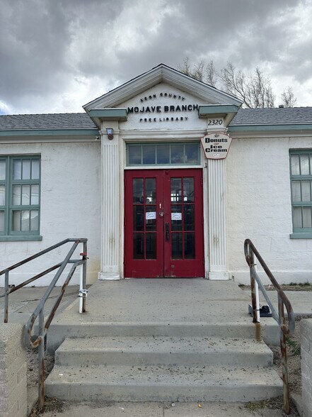 More Photos Of 2320 Belshaw St, Mojave Restaurant For Sale