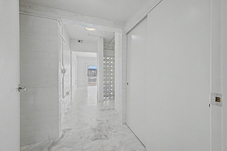 More Photos Of 1501 Grand Ave, Phoenix Apartments For Sale
