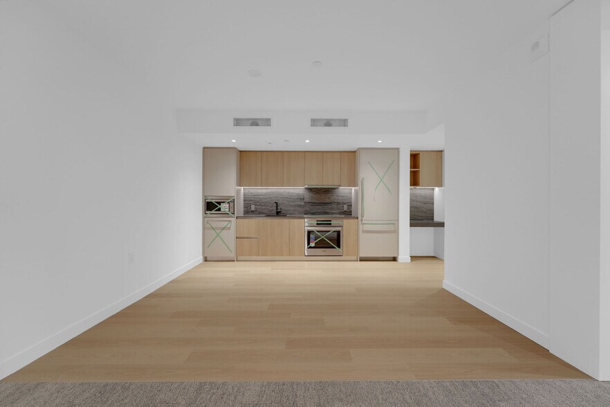 More Photos Of 509 Clarke Rd, Coquitlam Apartments For Sale