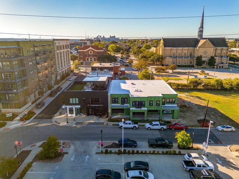 More Photos Of 307 Daggett ave, Fort Worth Restaurant For Lease