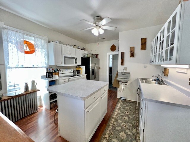 More Photos Of 301 S 3rd St, Raton Hospitality For Sale