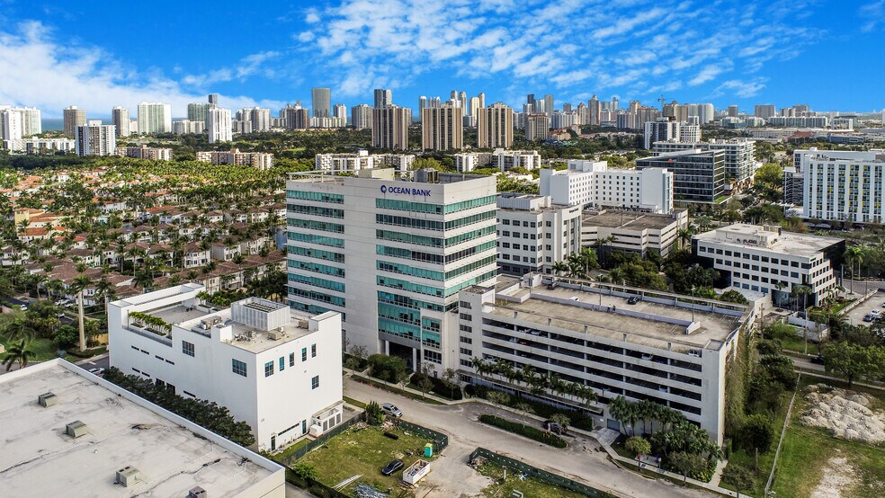 More Photos Of 20900 NE 30th Ave, Aventura Office Residential For Lease